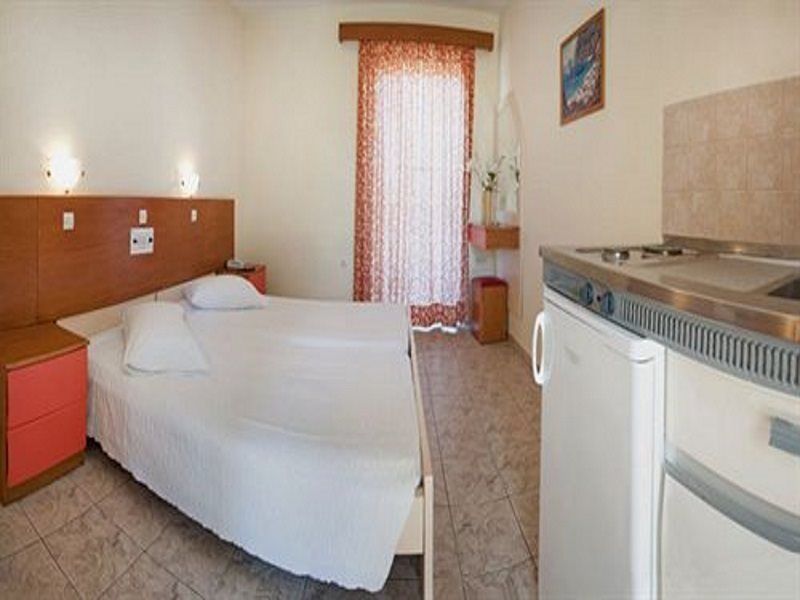 Akti Dimis Hotel ตีกากี ภายนอก รูปภาพ